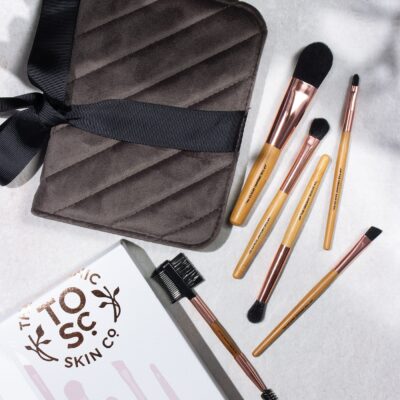 The Organic Skin Co. - Jet Settin - Makeup Brushes - Beauty Binge